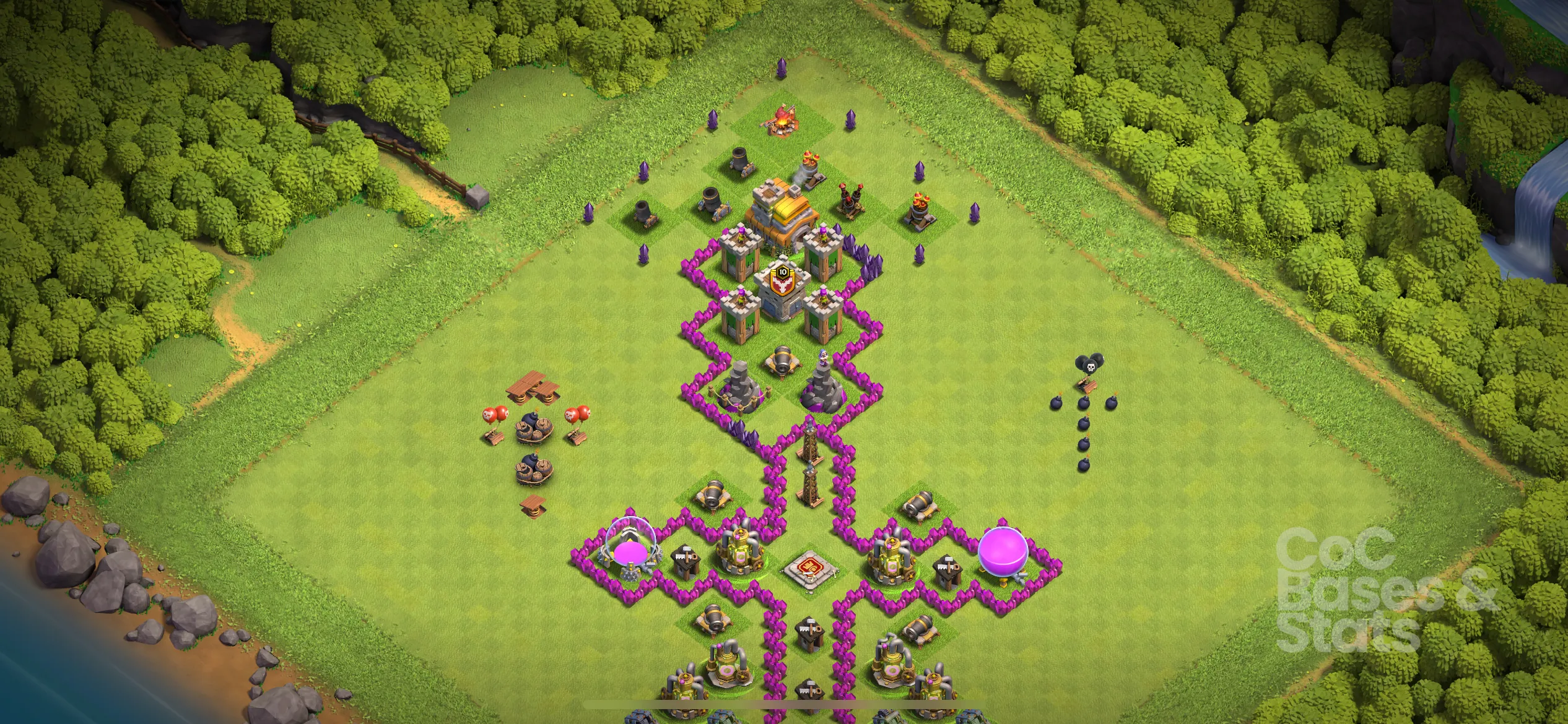 Village layout for Town Hall 7